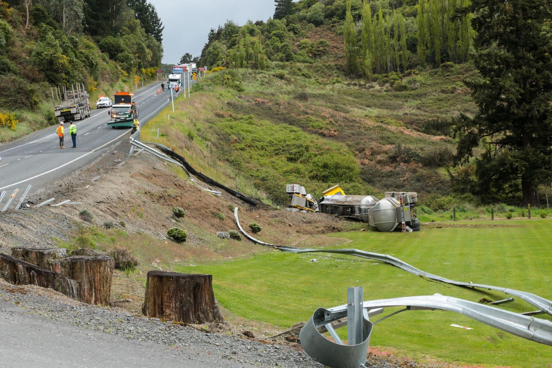 Man dies in crash involving Samoan seasonal workers