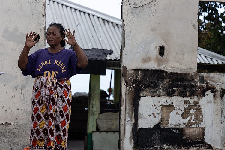 15-year-old escapes fire