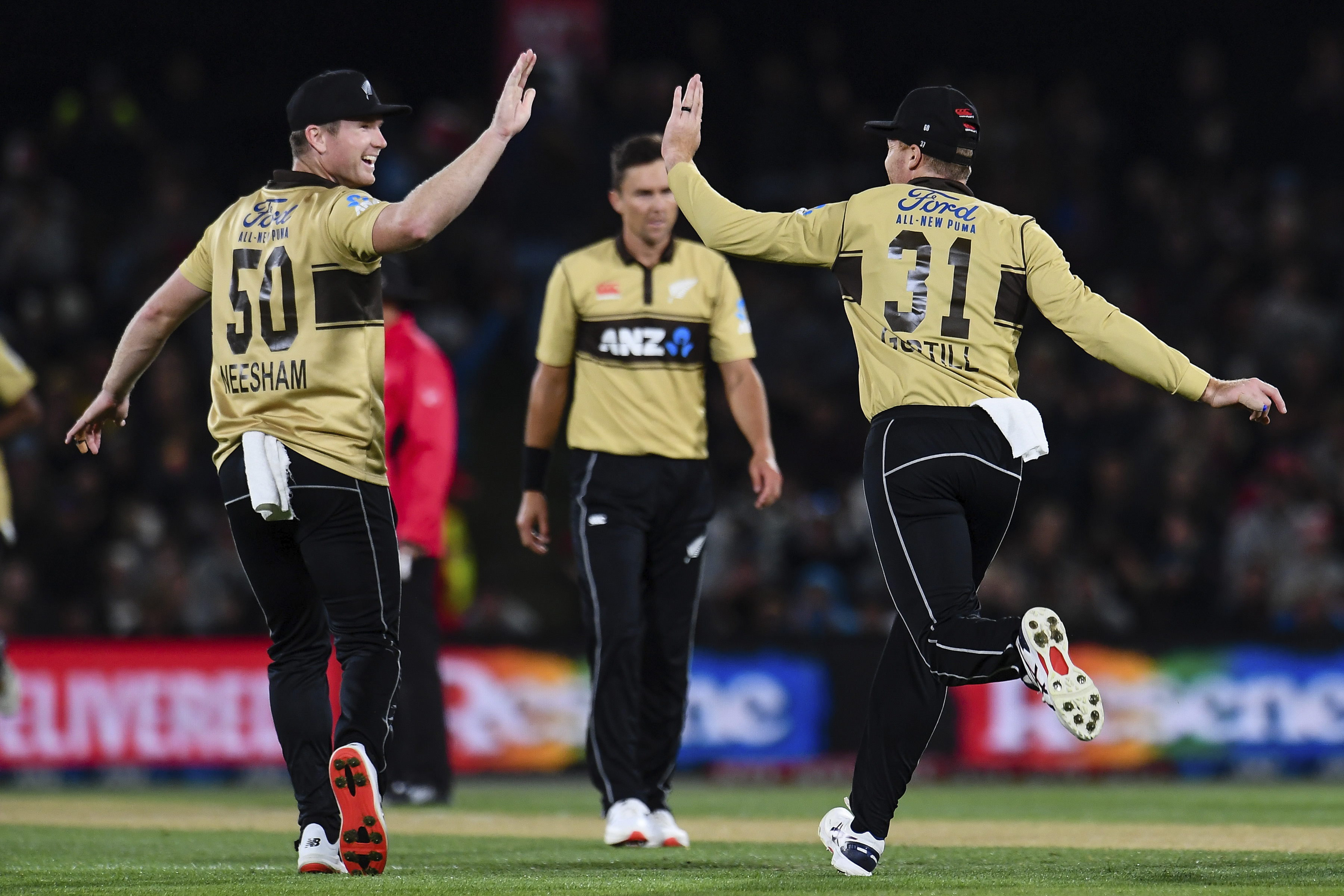 Australia wins toss, bowls in 2nd T20 against New Zealand