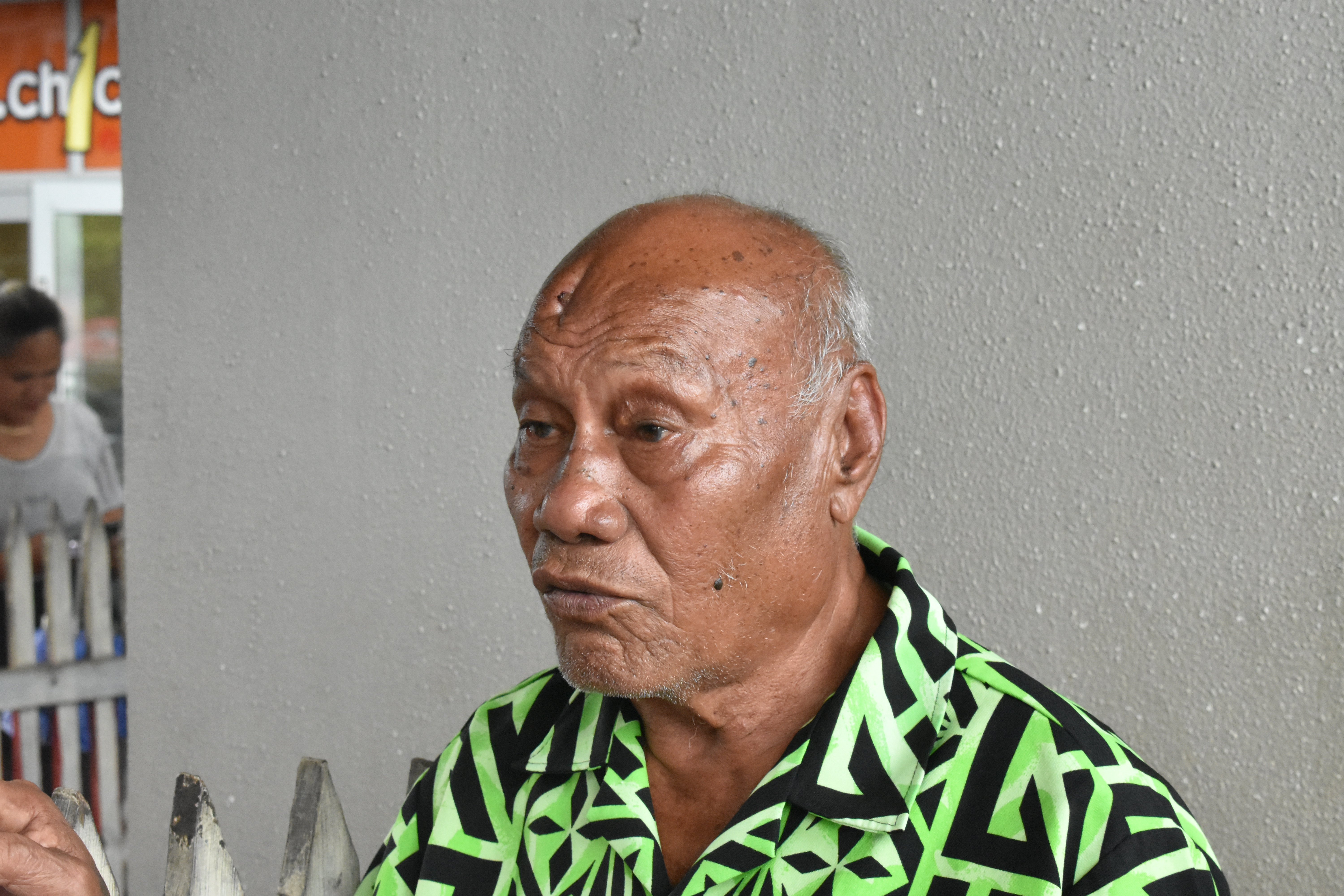 Should Samoa ban Facebook?