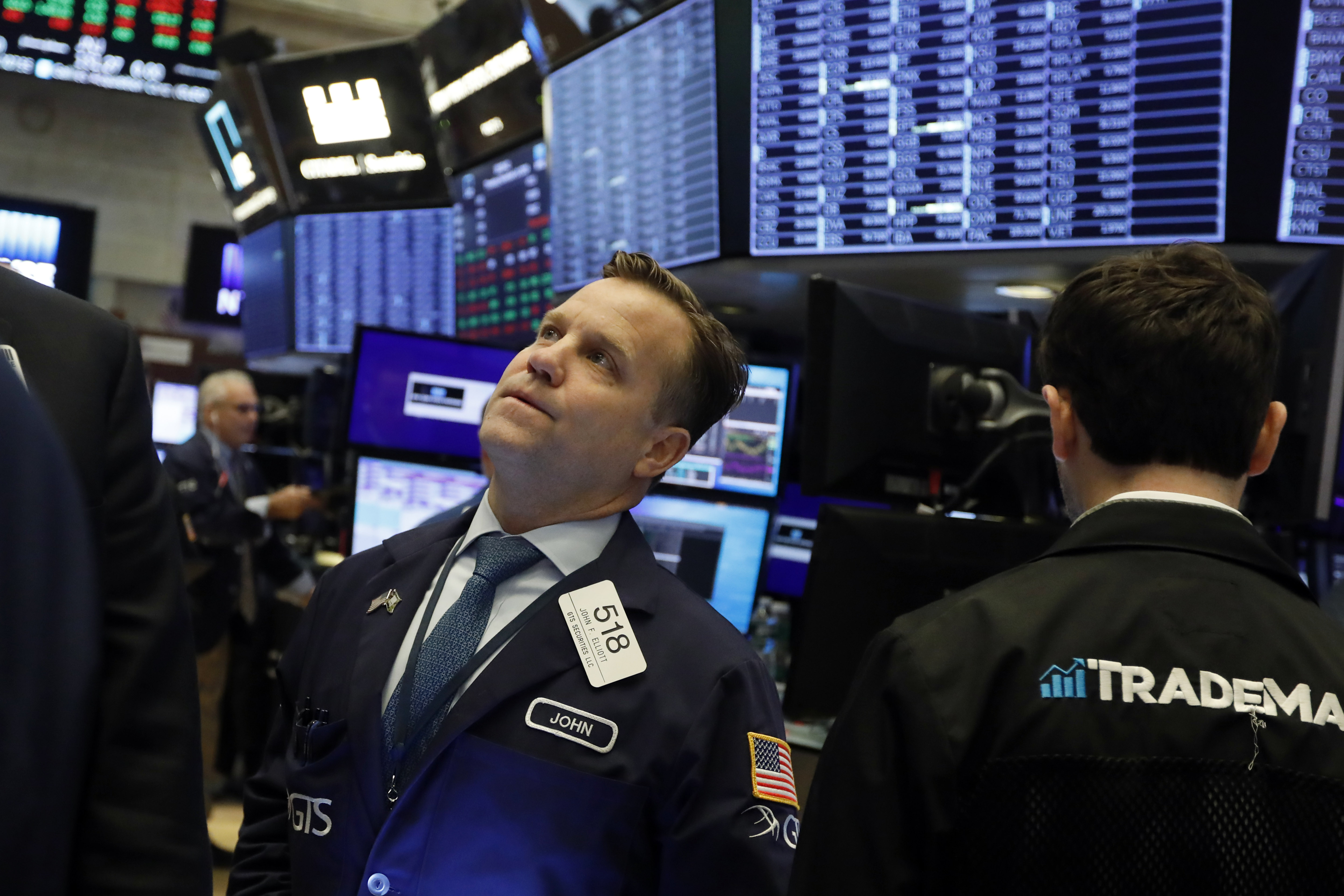 Stocks slump as Trump says trade deal with China can wait