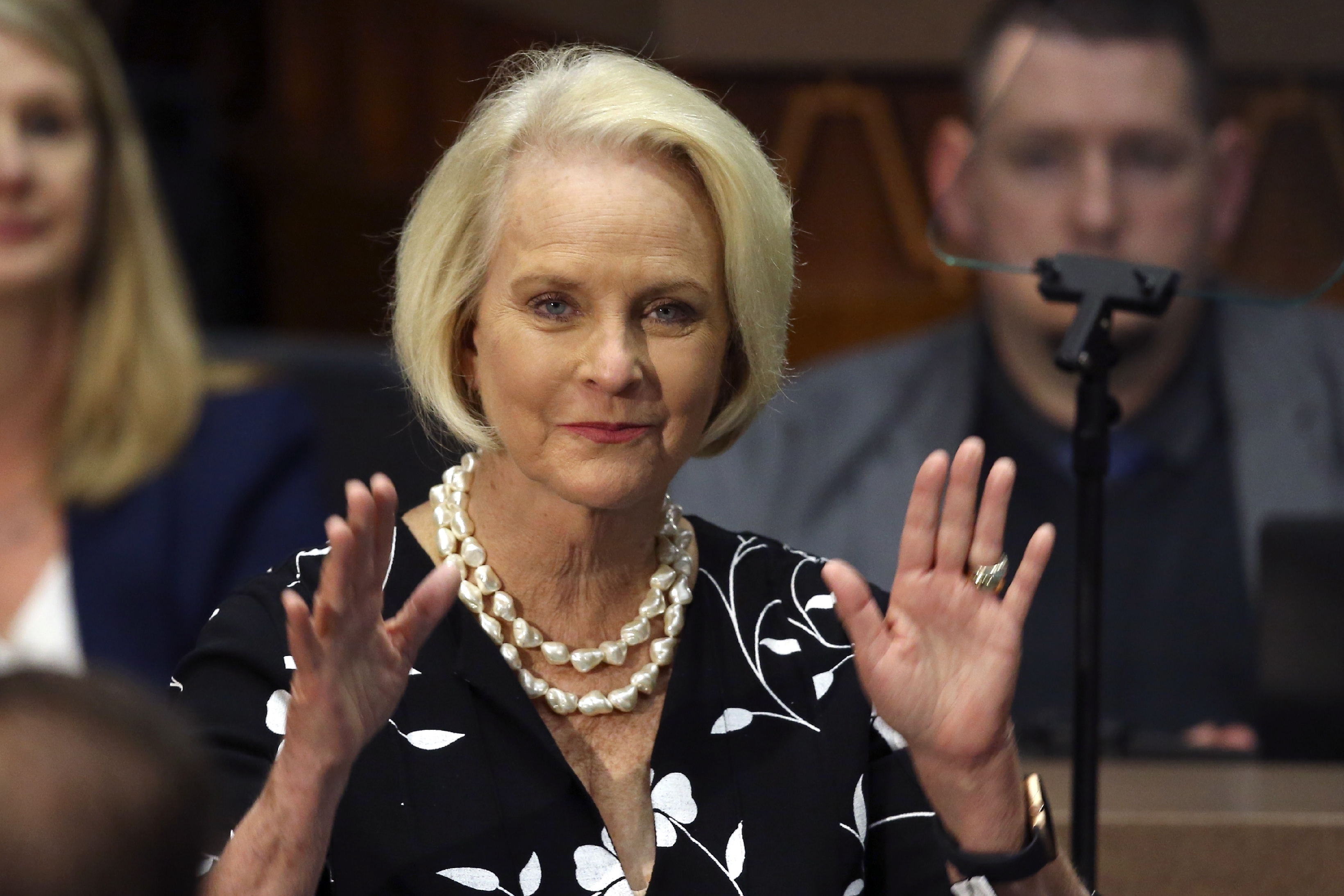 Senate confirms Cindy McCain, Jeff Flake to ambassador posts