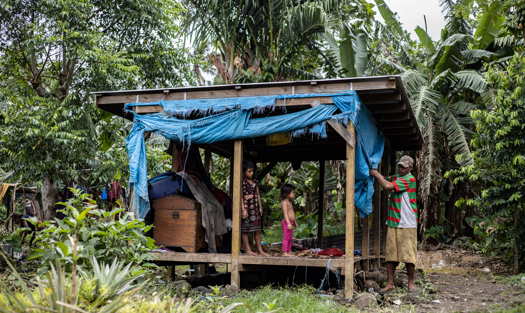 Family prepares for cyclone threat