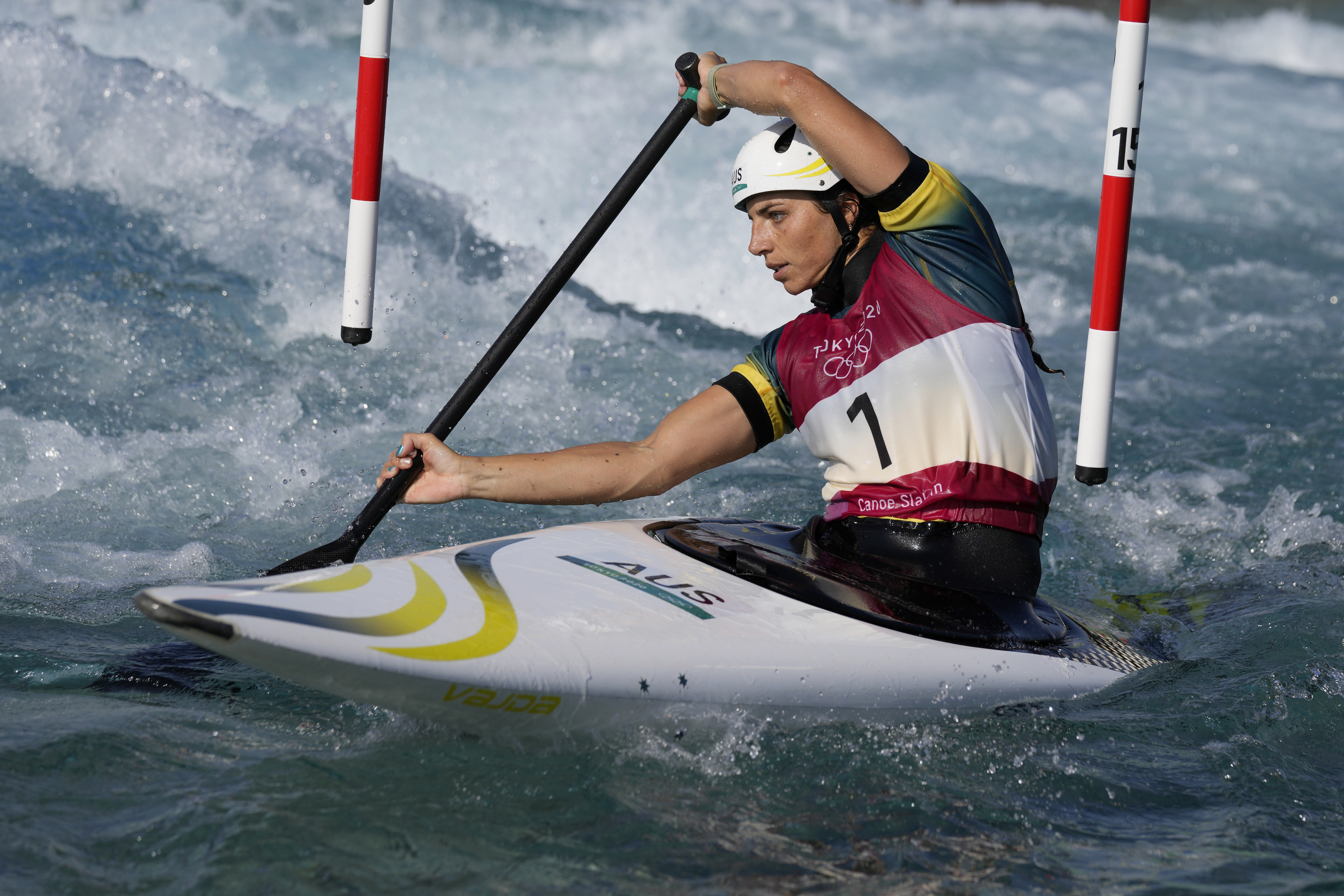 Olympics Latest: Fox wins women's canoe slalom gold