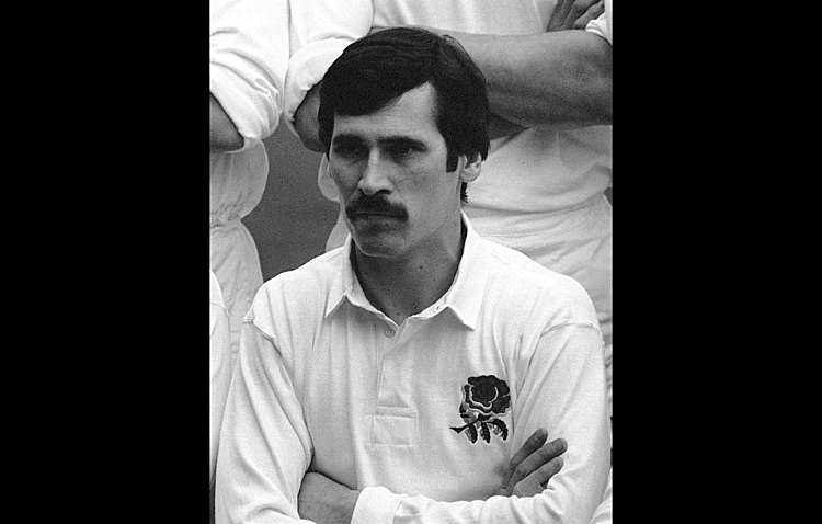 Former England rugby winger Mike Slemen dies aged 69