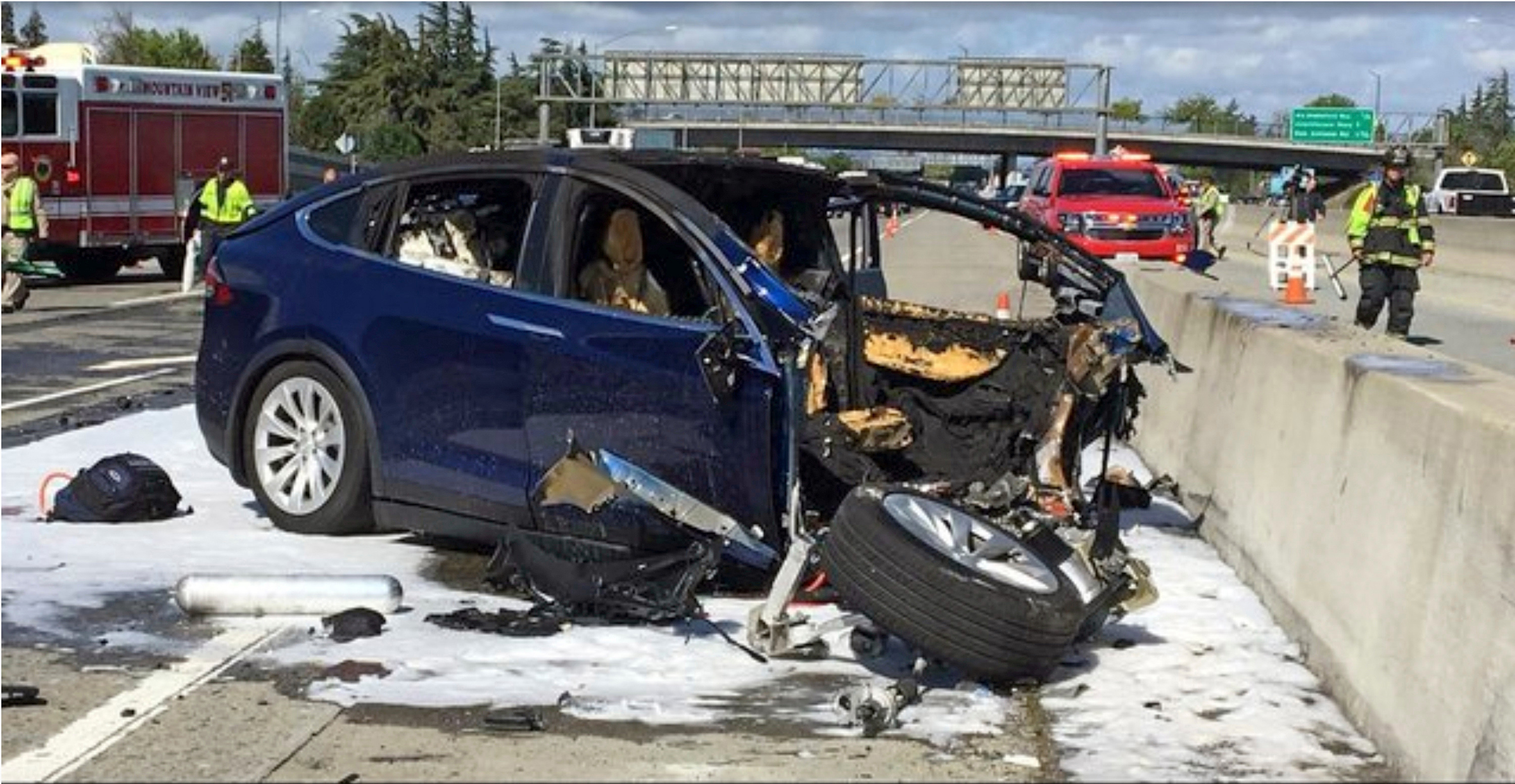 NTSB: Tesla Autopilot, distracted driver caused fatal crash