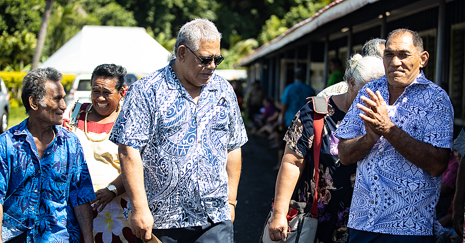 C.E.O. to contest election