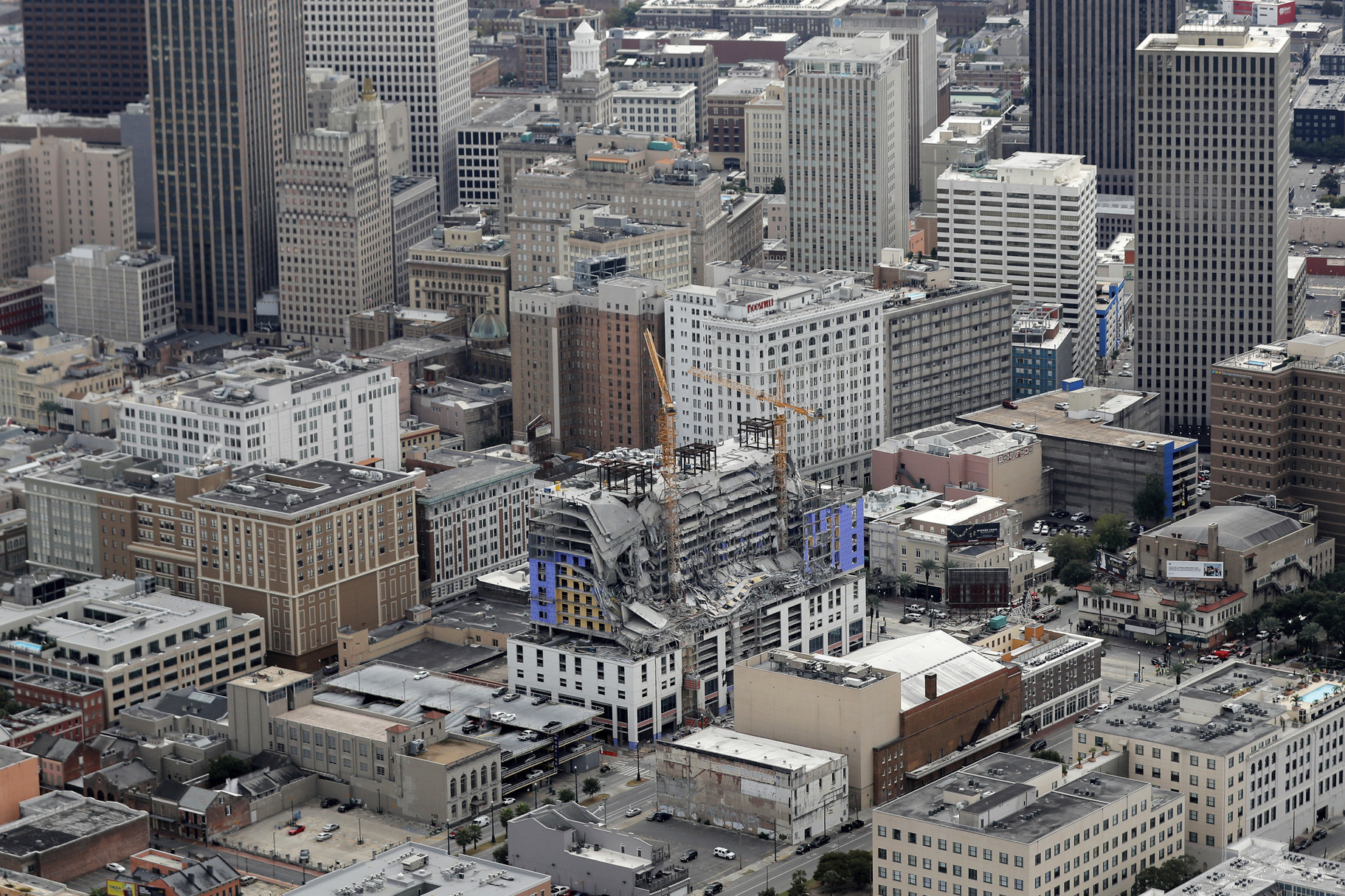 New Orleans collapse site worry: Tropical weather