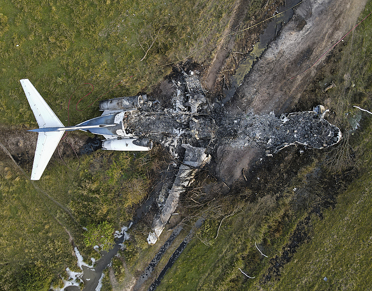 NTSB recovers black boxes from plane that burned in Texas