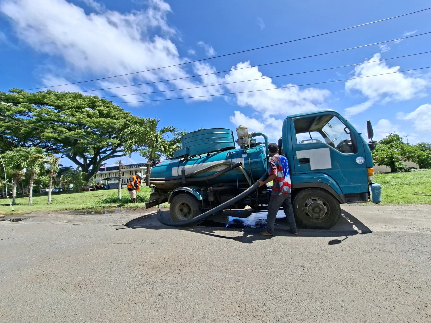 Foul smell lingers at NUS despite clean-up efforts.