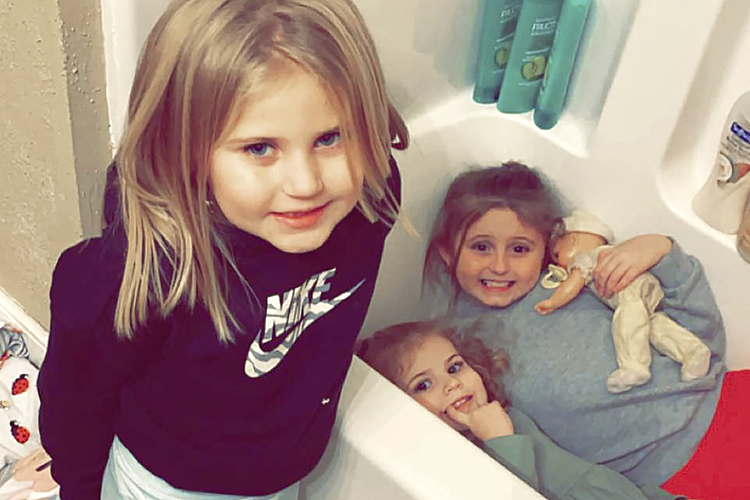 Sisters from small town, duck hunters among tornado victims