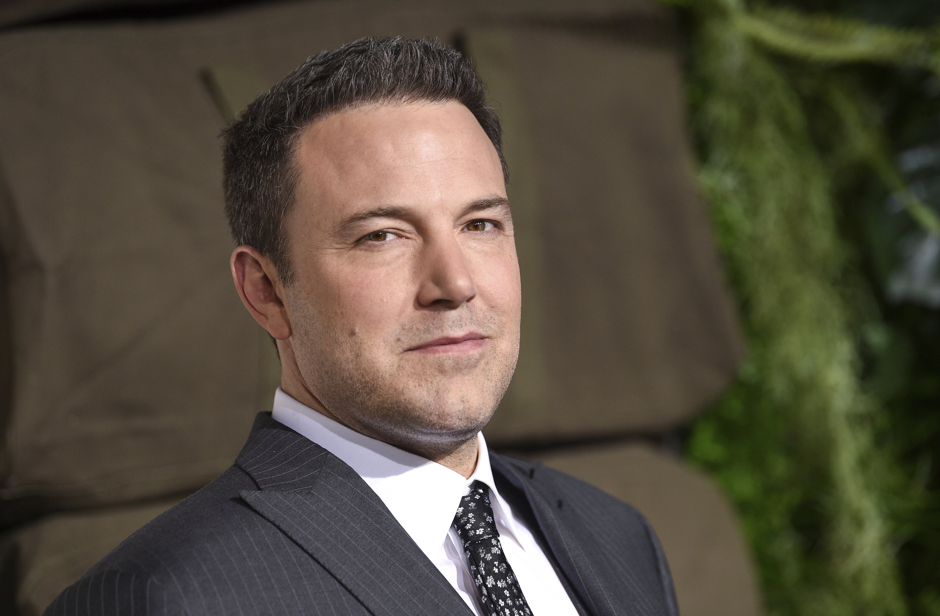 Ben Affleck, Susan Sarandon, other stars donate to 2020 Dems