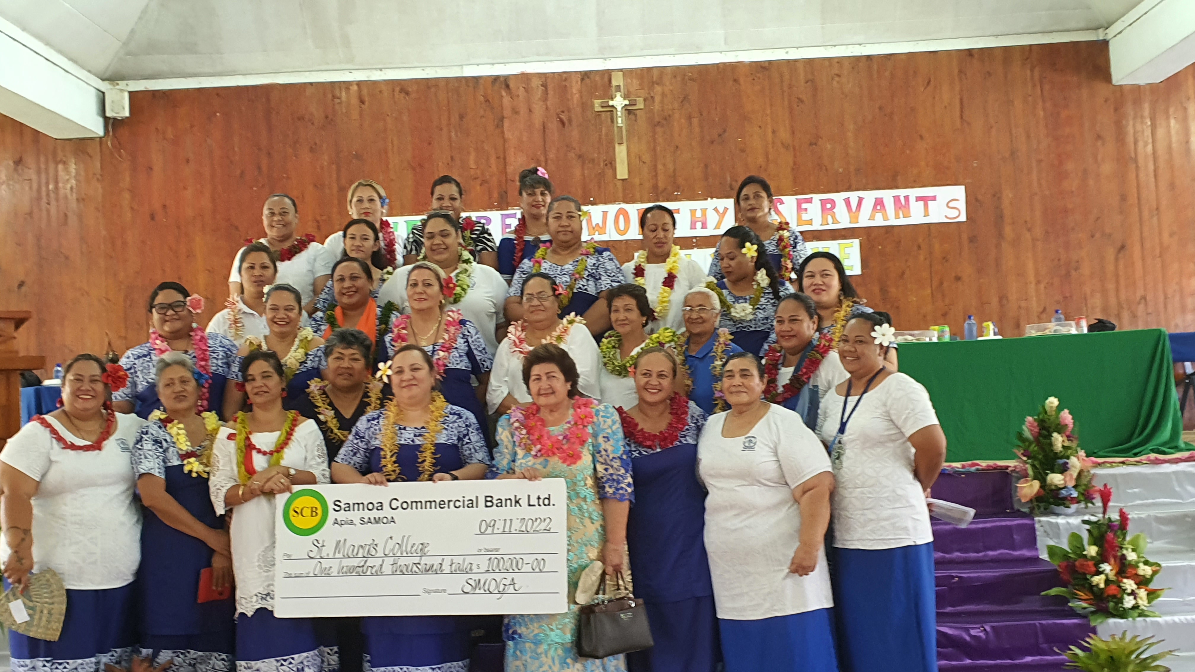 Former students make $100,000 donation 