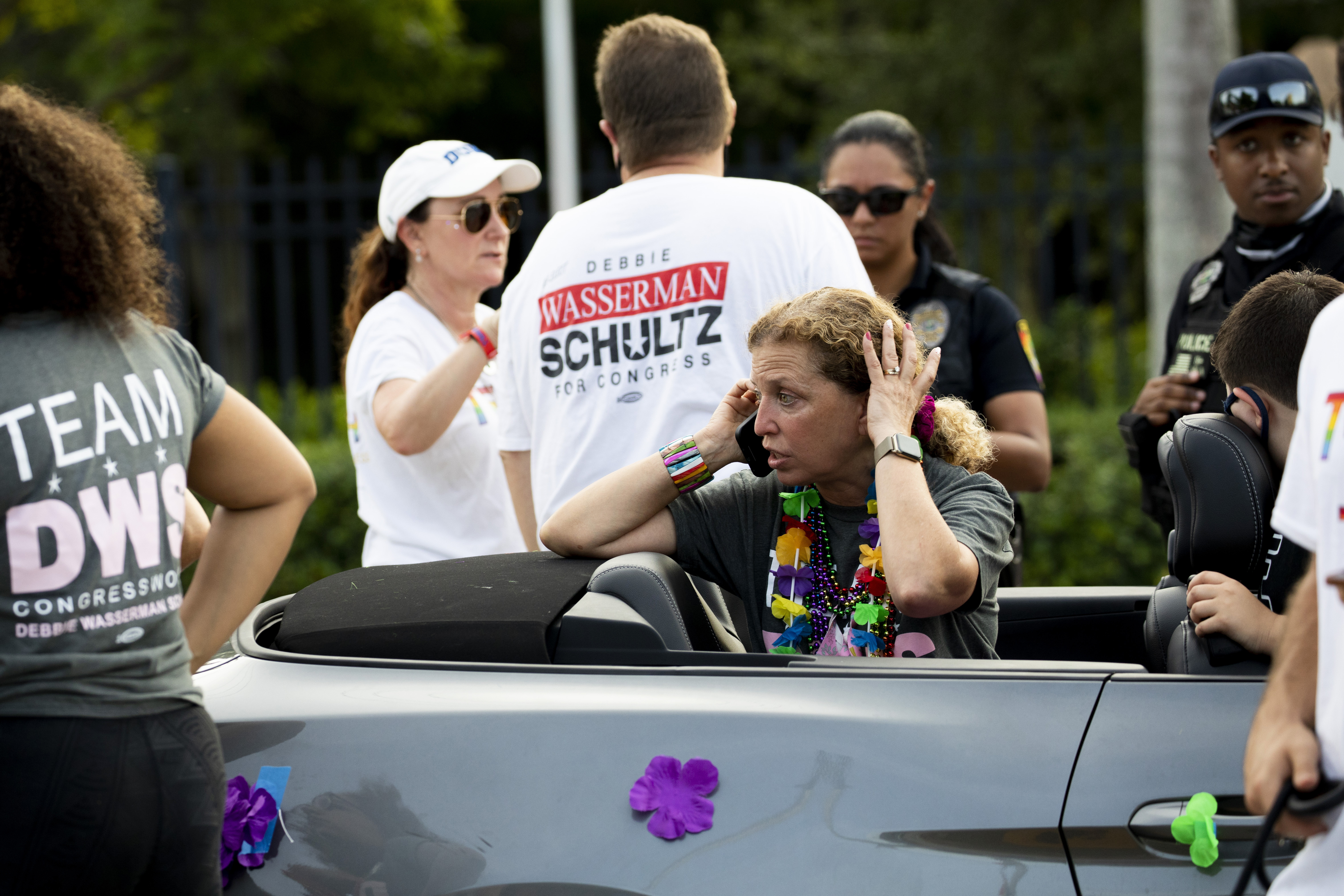Driver crashes into crowd at Pride parade in Florida; 1 dead