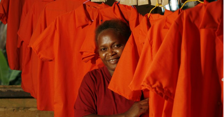 Old age pensions in the Pacific: benefits for women