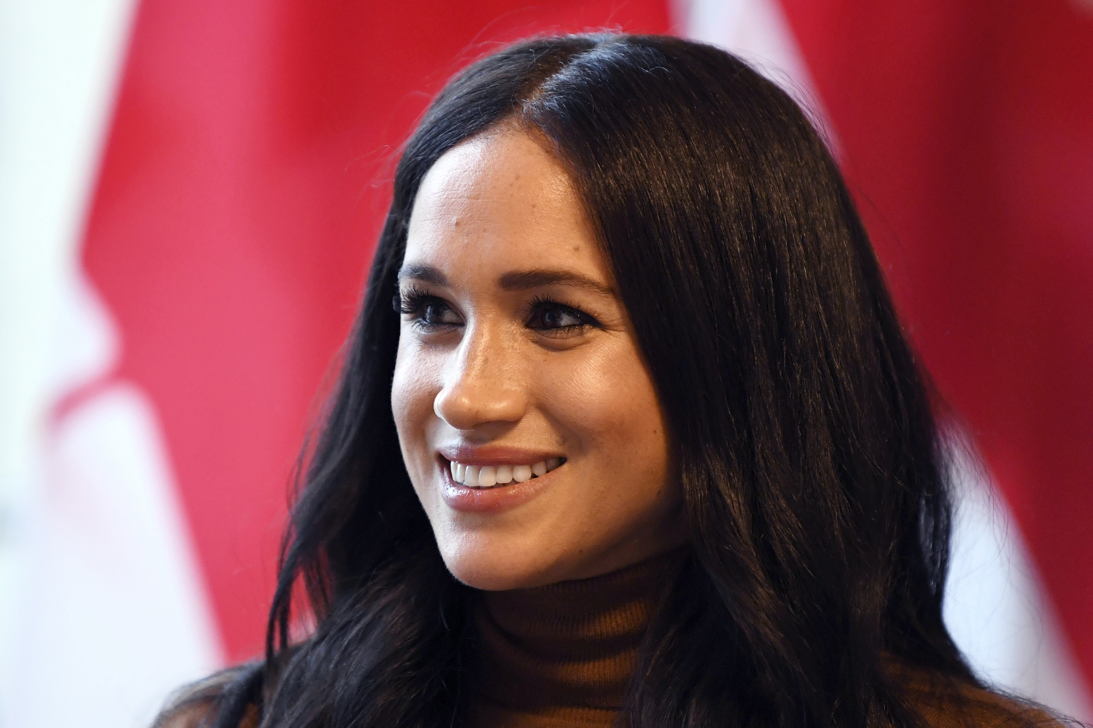 Judge grants 9-month delay to Meghan's lawsuit against paper