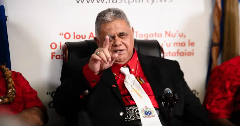 PM makes first address on NZ medical trip