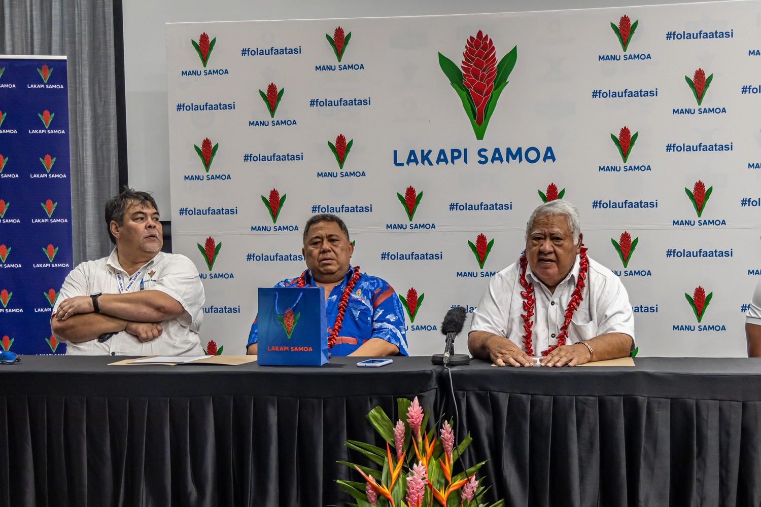 Lakapi Samoa silent on coach's job