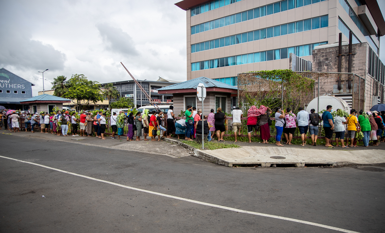 Many converge on money transfer services on Saturday