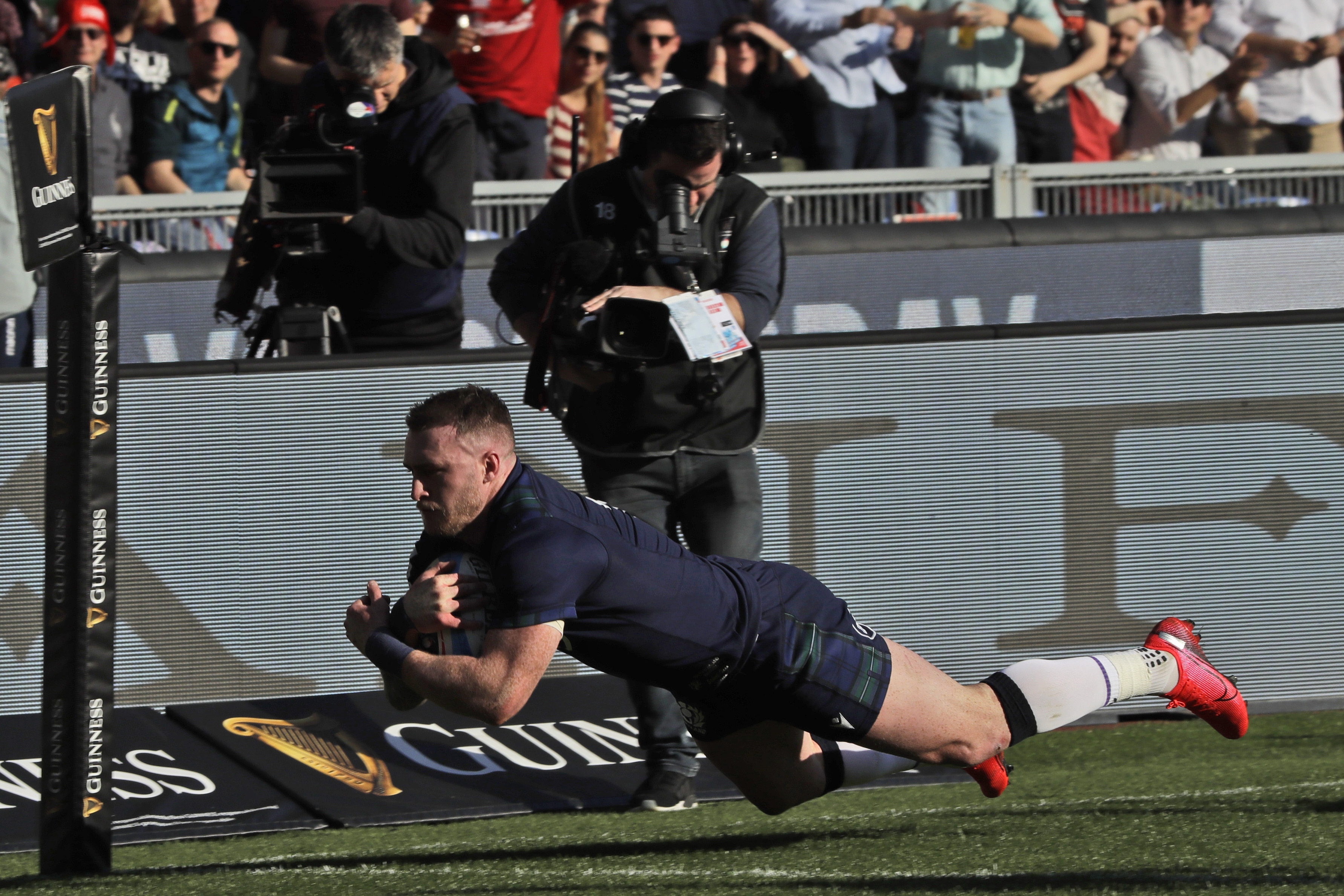 6N: Scotland posts first win and tries in beating Italy 17-0