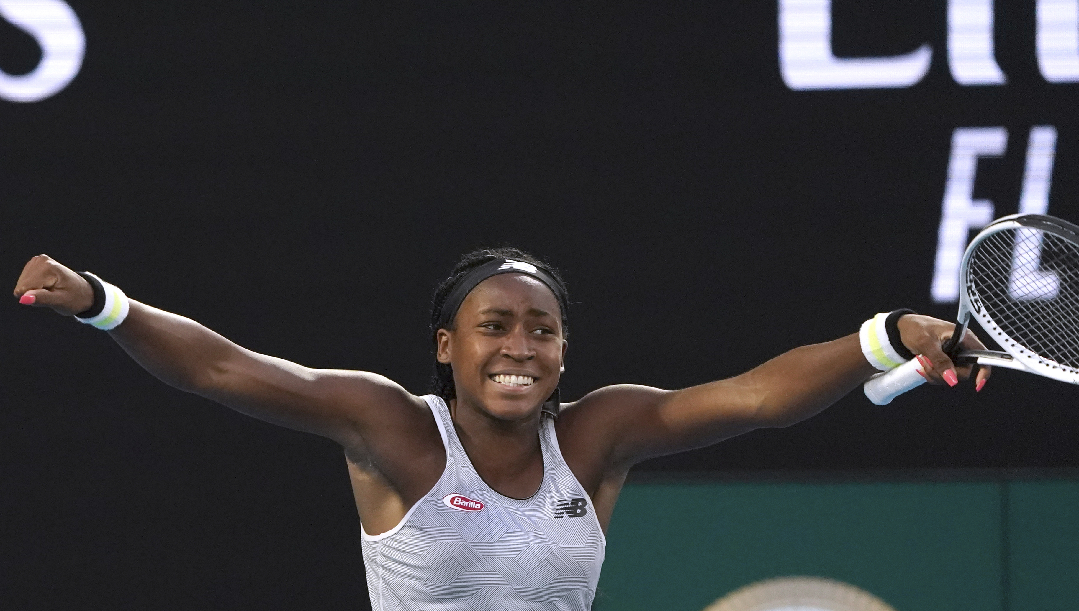 Youth served: Gauff wins, Serena loses at Australian Open