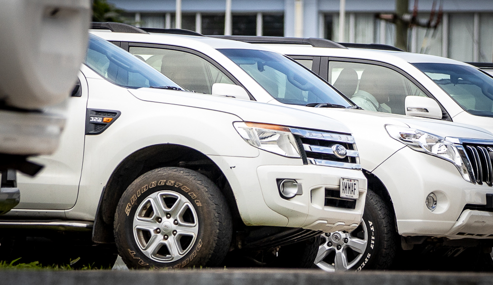 Cabinet orders Associate Ministers to return Govt. property