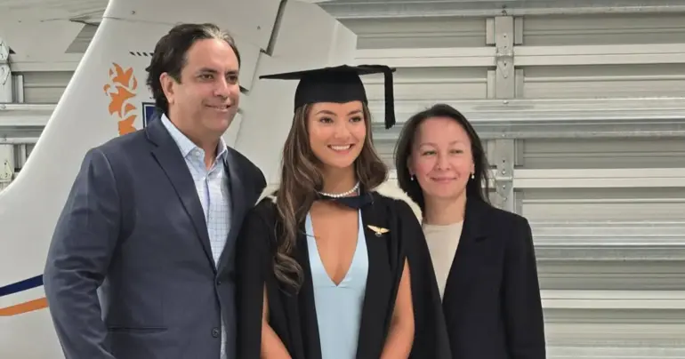 Samoan girl gets ready to create Cook Islands history
