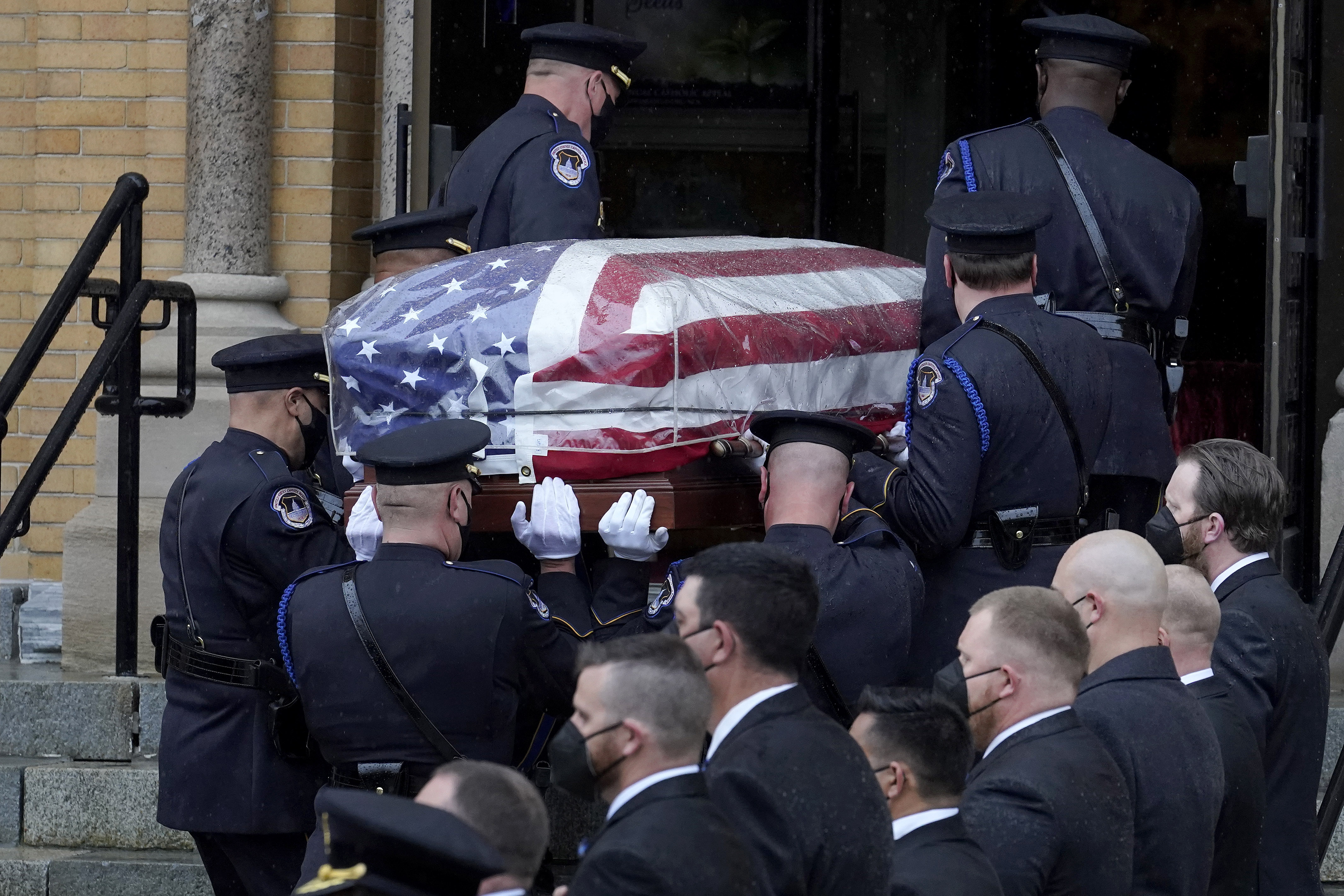 Funeral of US Capitol Officer William Evans underway