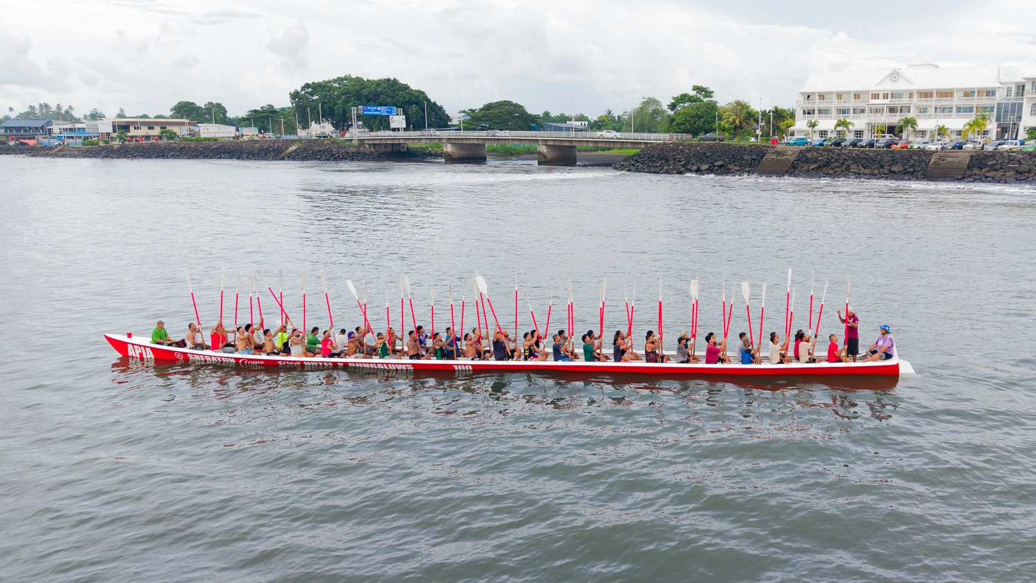 Rebuilding with young rowers, Apia starts training