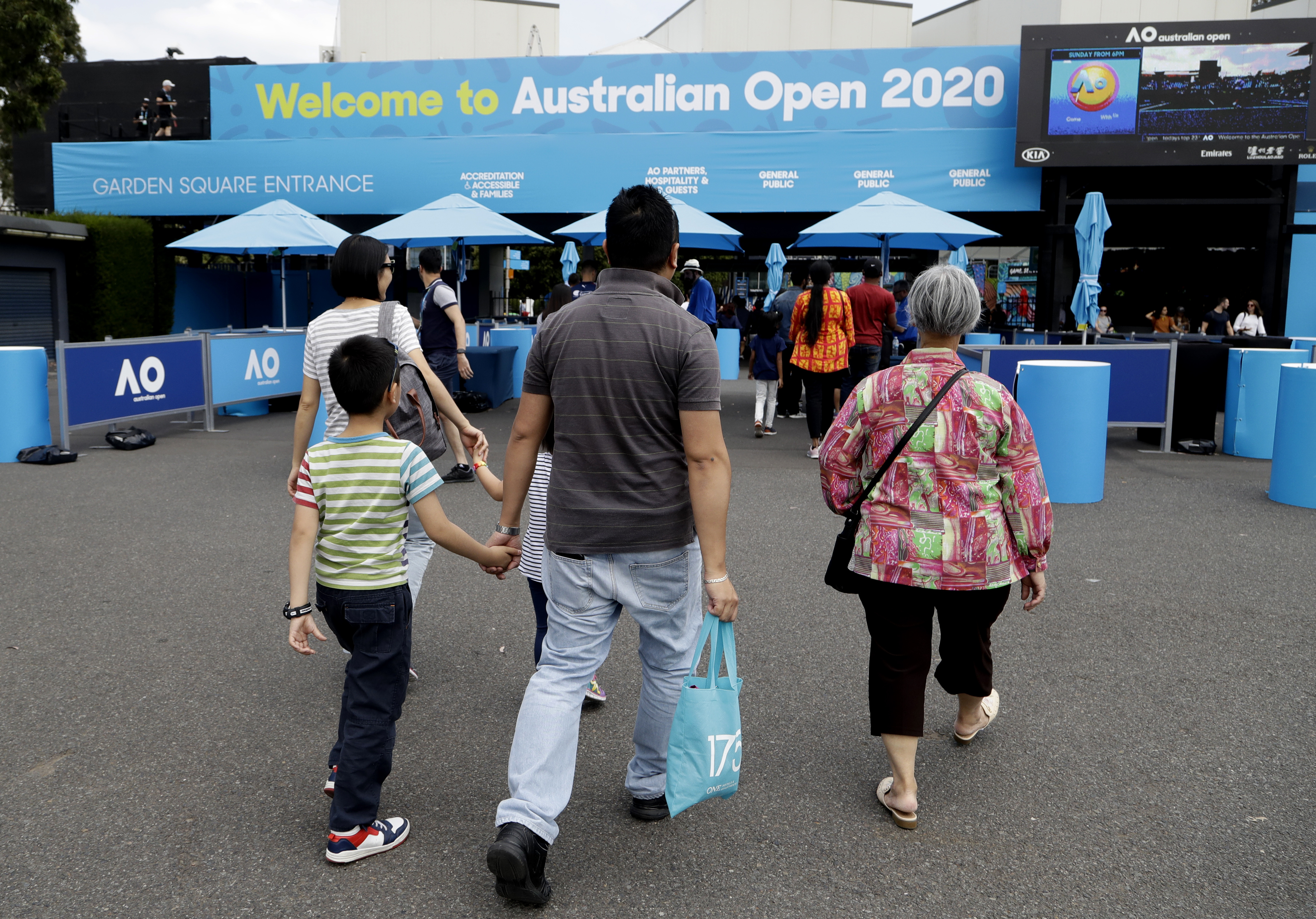 AUSTRALIAN OPEN '20: AP quiz on the year's 1st tennis major