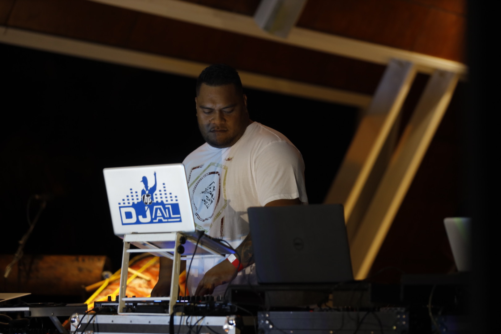 Samoa's local DJs battle for title