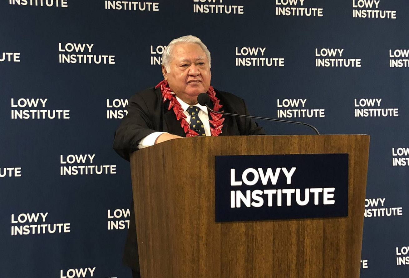 Clooney uses Cesar award to warn about hate in age of Trump