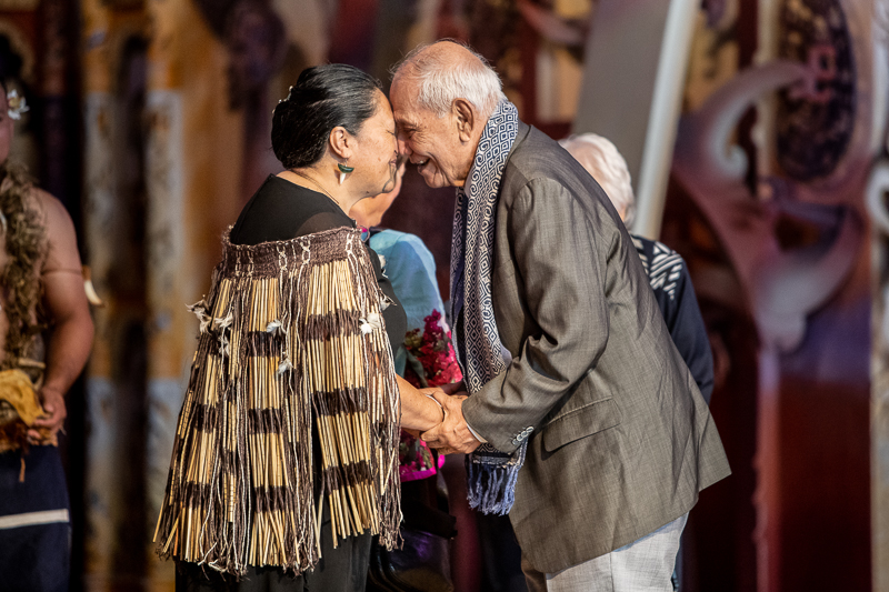 Historic fine mat presented to Te Papa Museum