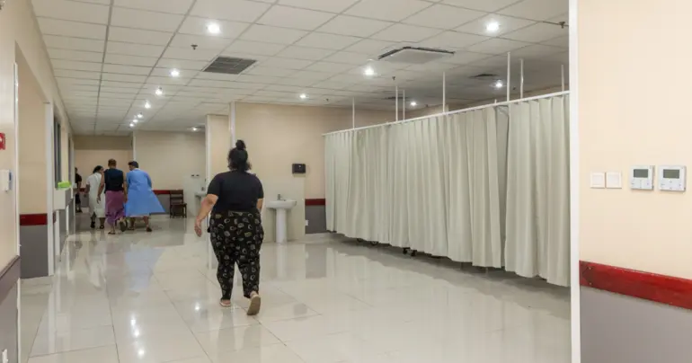 X-ray down, patients referred to private clinics