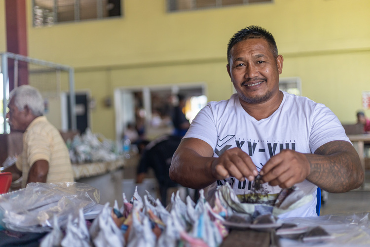 'Kipi Samoa' sellers capitalise on tobacco shortage