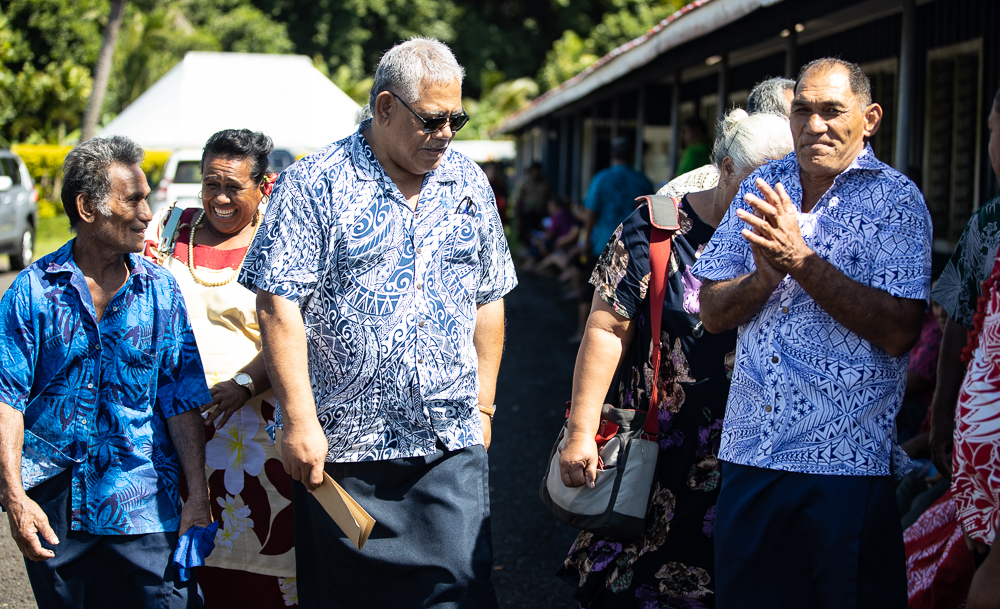 C.E.O. to contest election