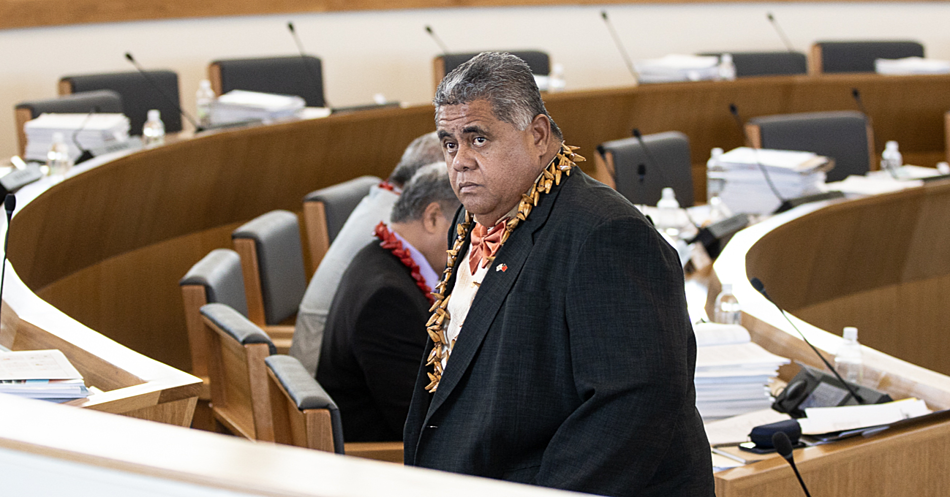 Customs agent suspended over M.P.'s generator paperwork