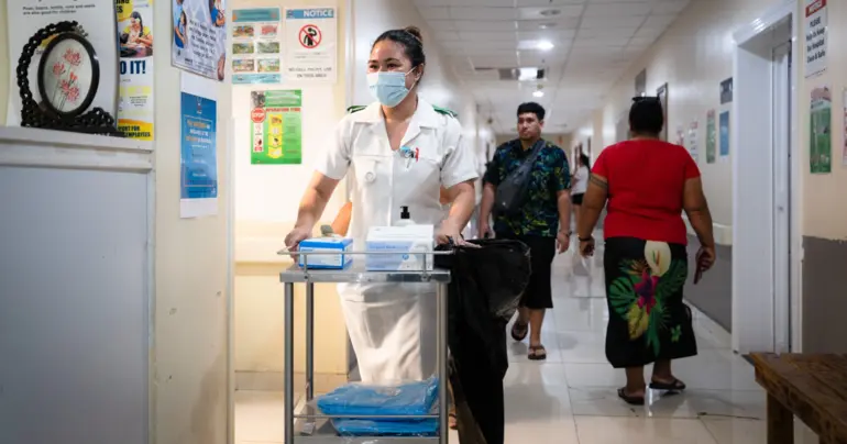 The problems in the health system. Are the answers abroad?