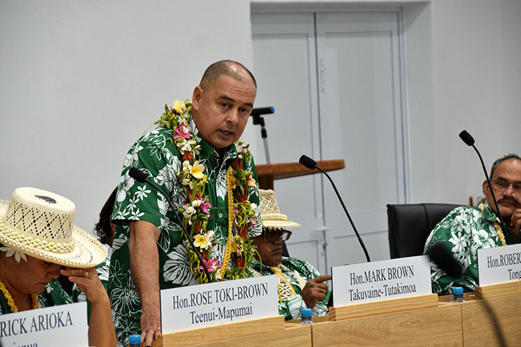 Cook Islands P.M. congratulates Fiame
