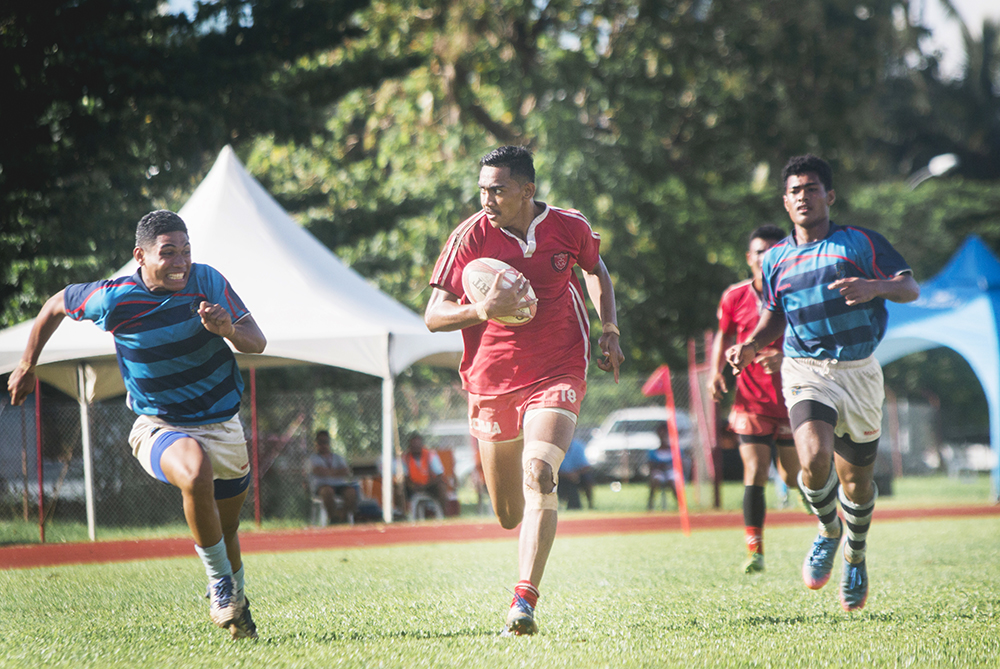 Here come 'smart stores' with robots, interactive shelves