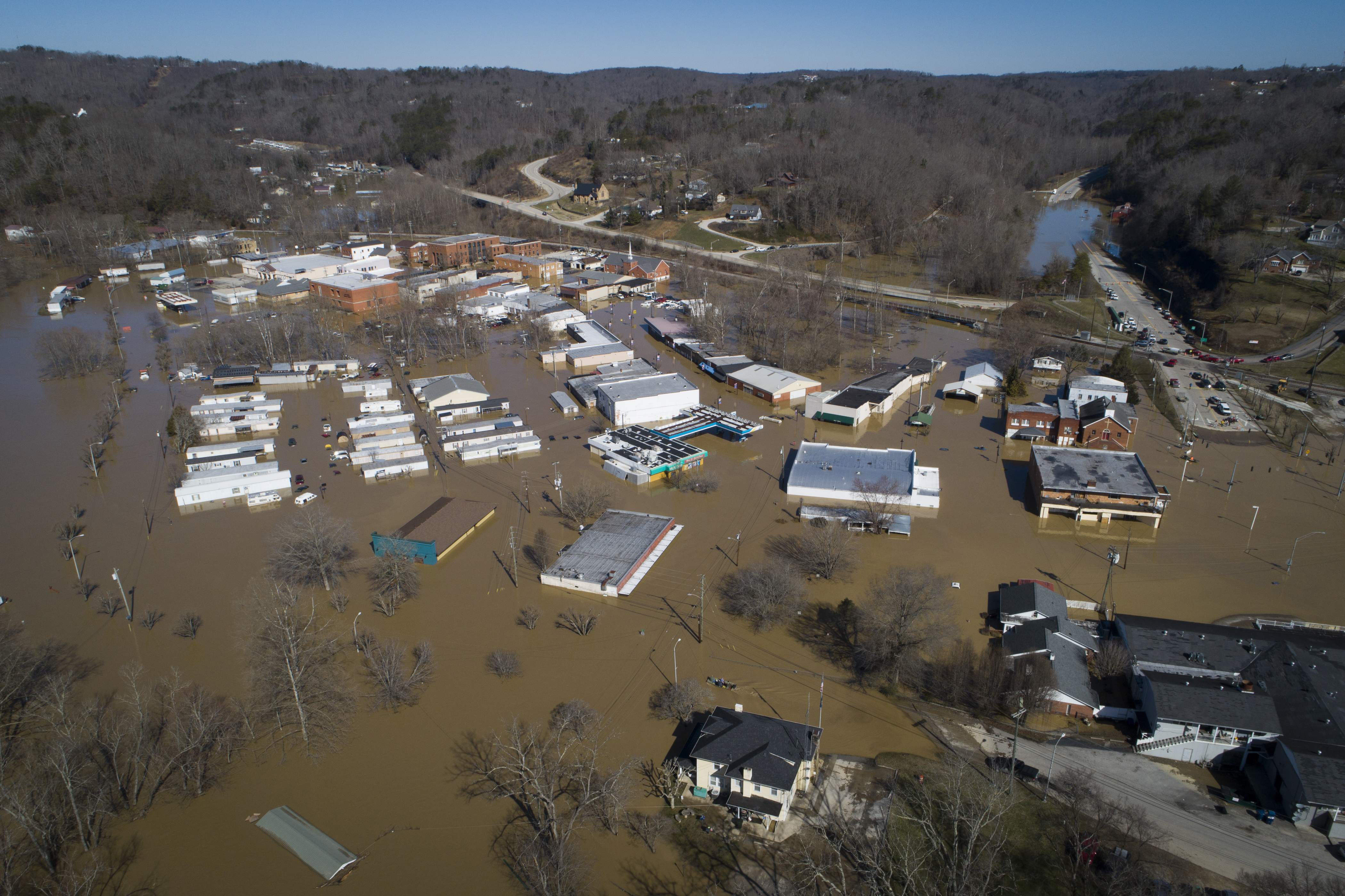 Kentucky seeking federal help as floodwaters cause damage