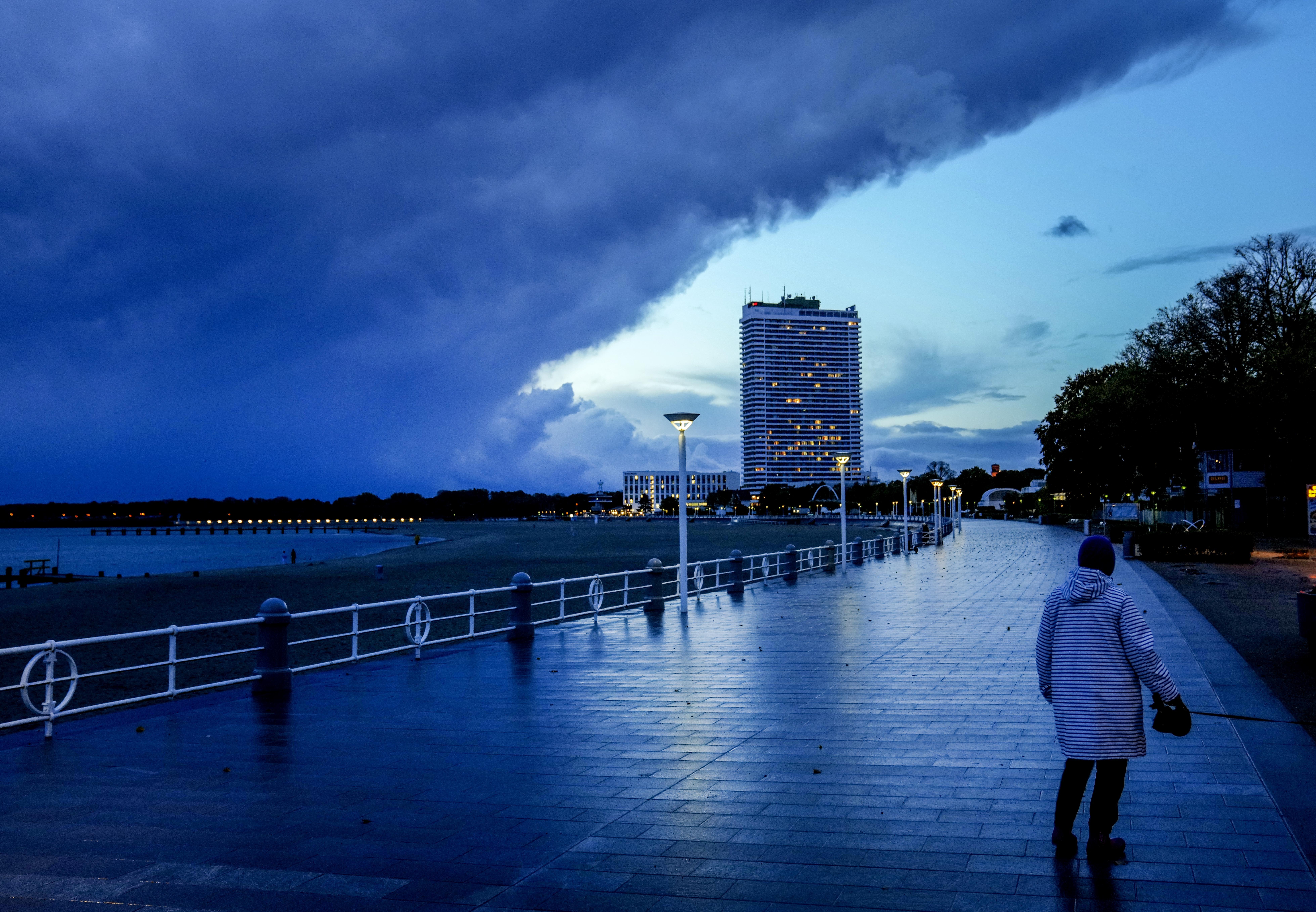 Strong storm causes 4 deaths in Poland, damage across Europe