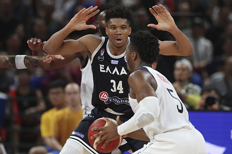 France, Australia into World Cup quarters; US must wait