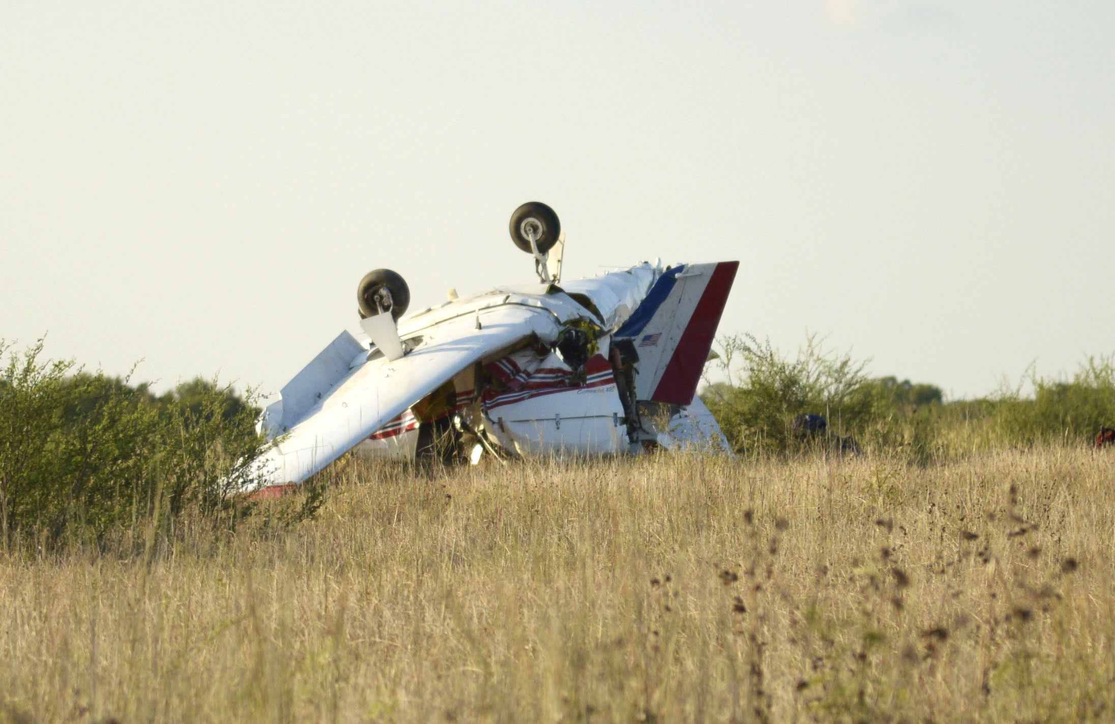 FAA: Airplane with 4 on board crashes in Bryan, Texas