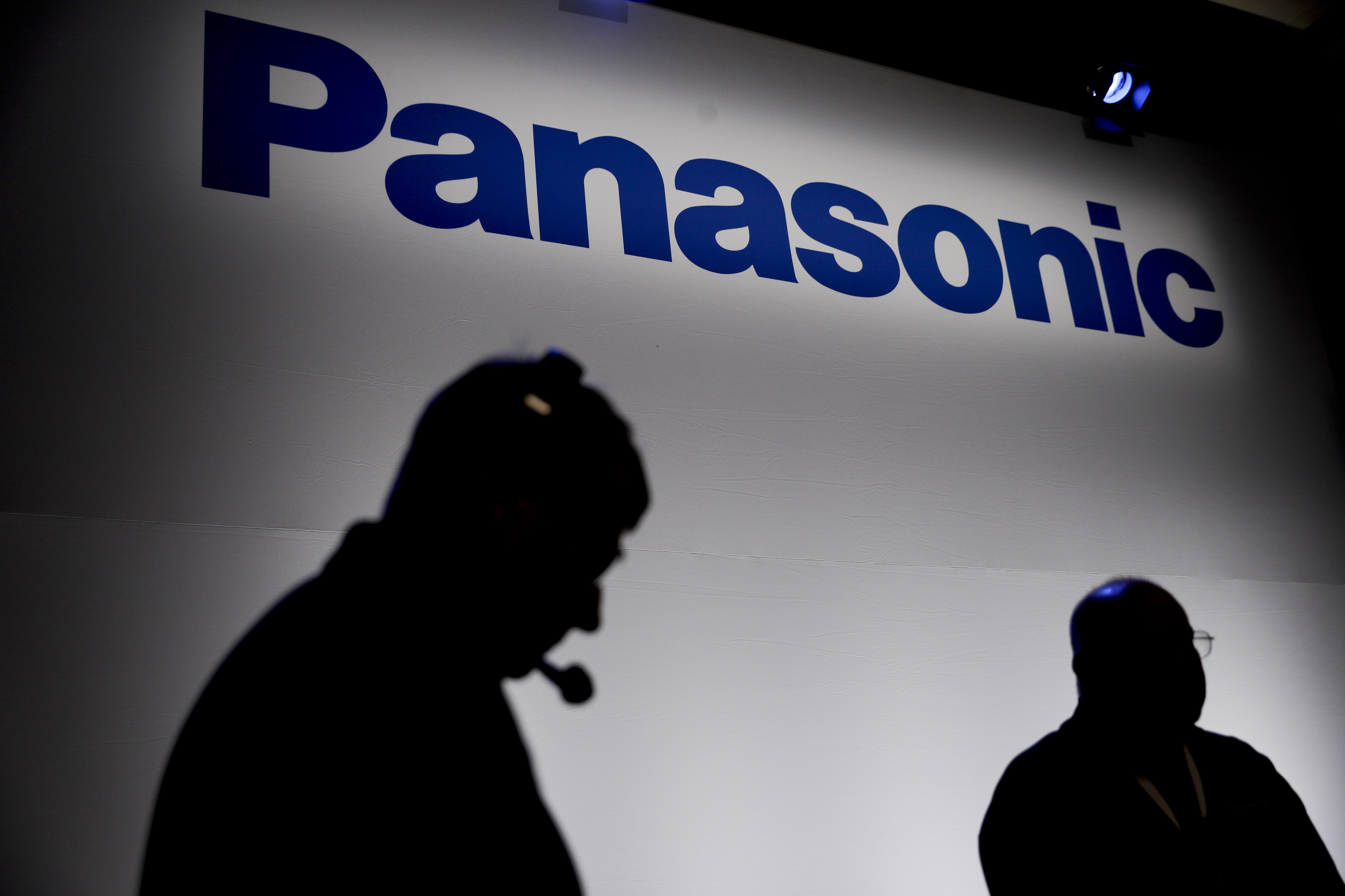 Panasonic scraps solar panels partnership with Tesla