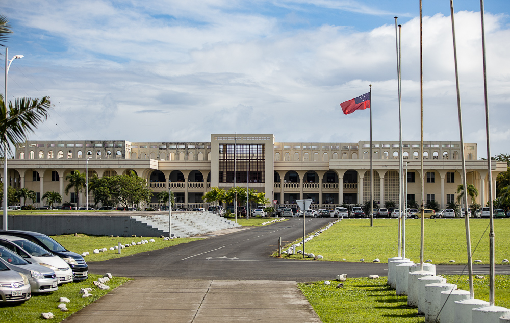 Machete attacker bailed