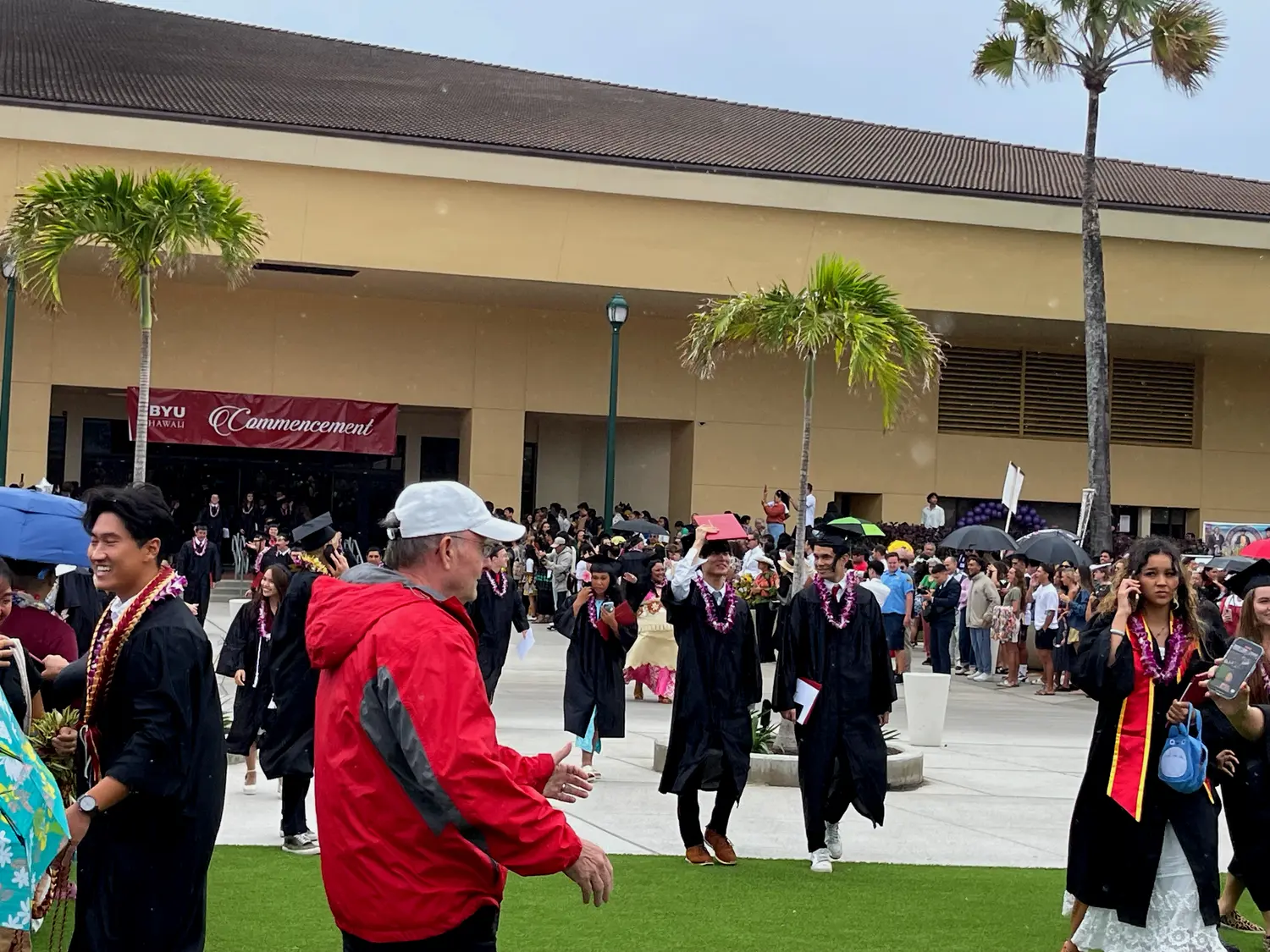 Samoa Observer | Graduation bliss at BYU-Hawaii