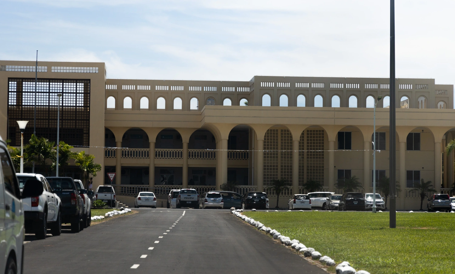 A tale of two stays: Who gets the benefit of doubt?