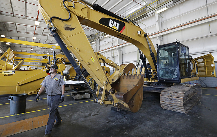US manufacturing activity sank to lowest level since 2009