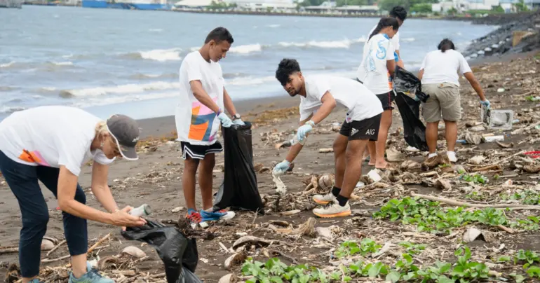 Beach and Moataa cleaned up as part of baton relay 